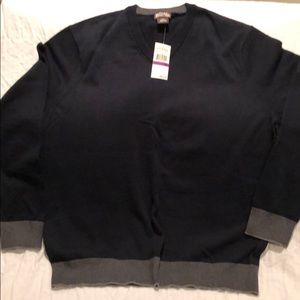 Men’s V-neck Sweater